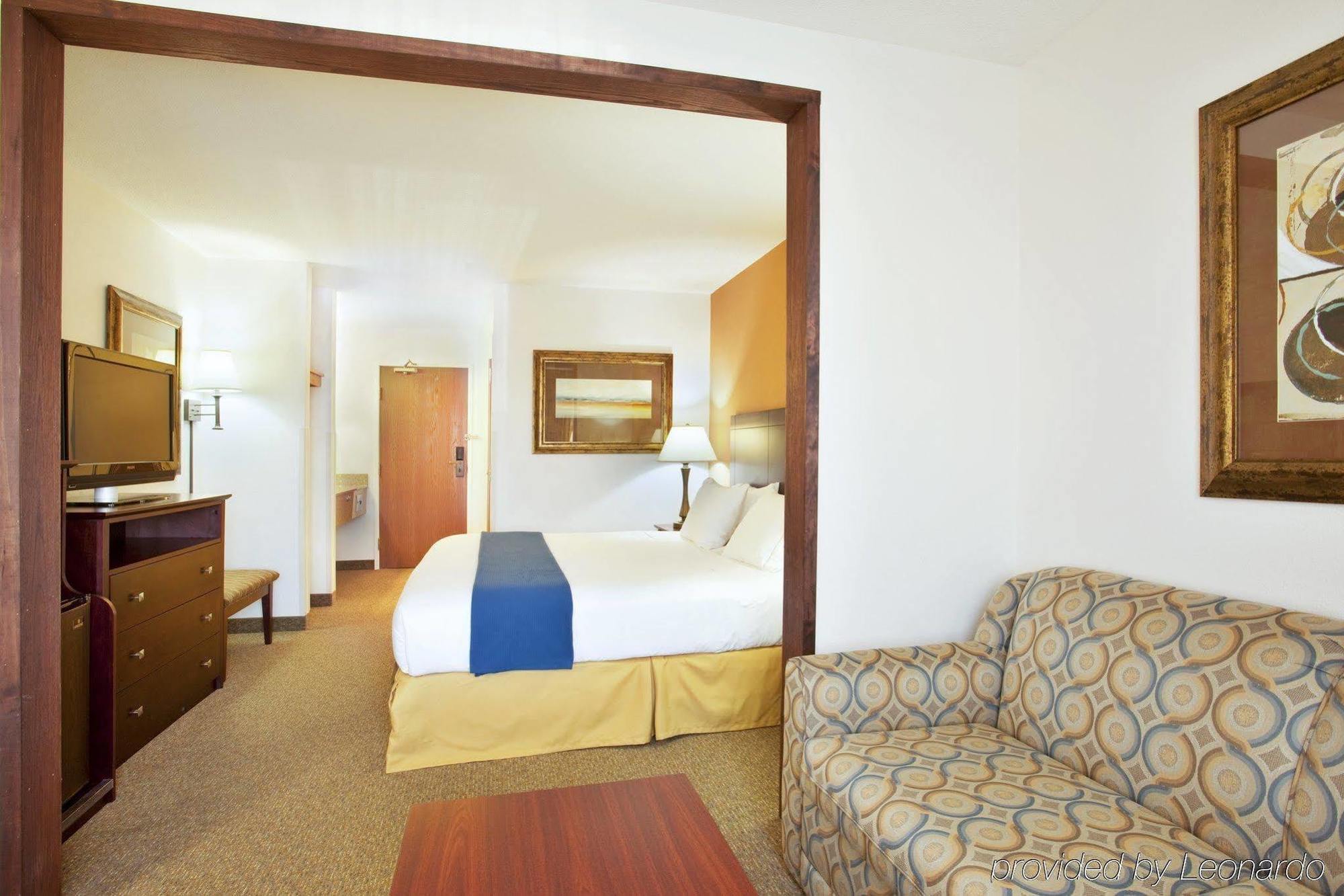 Holiday Inn Express Chicago Northwest-Vernon Hills, An Ihg Hotel Ruang foto